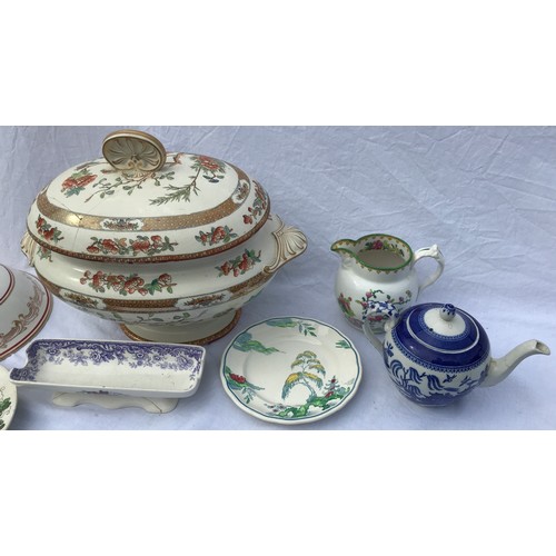 165 - A quantity of badly damaged Copeland Spode to include Bow Pot pattern, India Tree etc.