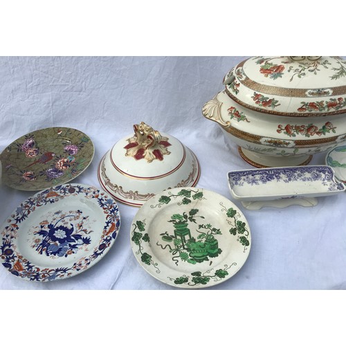 165 - A quantity of badly damaged Copeland Spode to include Bow Pot pattern, India Tree etc.