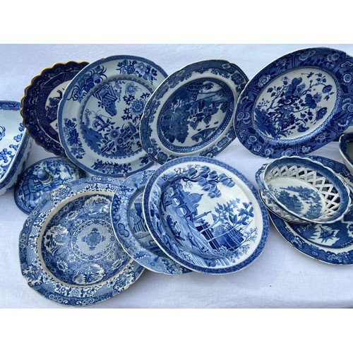 177 - A quantity of 19thC Spode and Copeland Spode, various patterns.