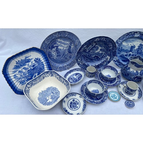 179 - A quantity of 20thC blue and white Copeland Spode in various patterns to include 'Italian', 'Mandari... 