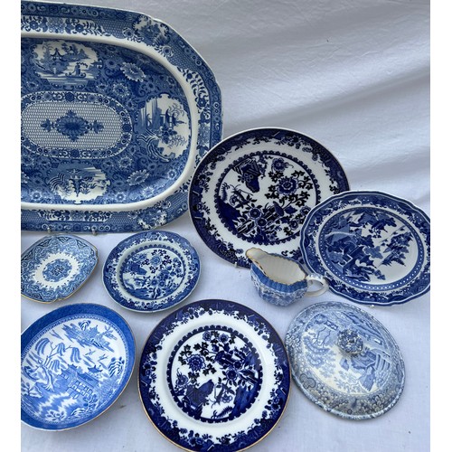 188 - A selection of 19thC Copeland Spode and Spode ceramics to include a large meat plate 48 x 36cm and o... 