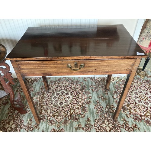 177 - An early 19thC hall table.  74 w x 44 x 72cm h.