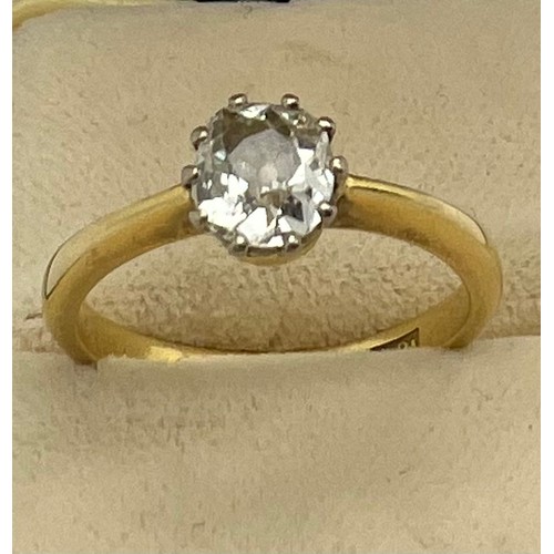 636 - A solitaire diamond ring set in 18ct gold. Size O. Weight 3gm.