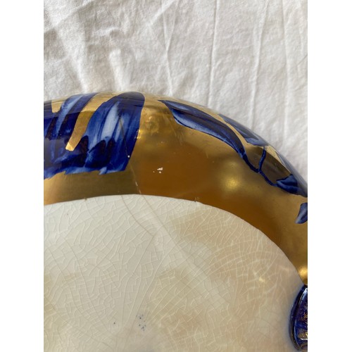 408 - A blue and gold ceramic selection to include a pair of Phoenix ware vases 45cm h and matching bowl 2... 