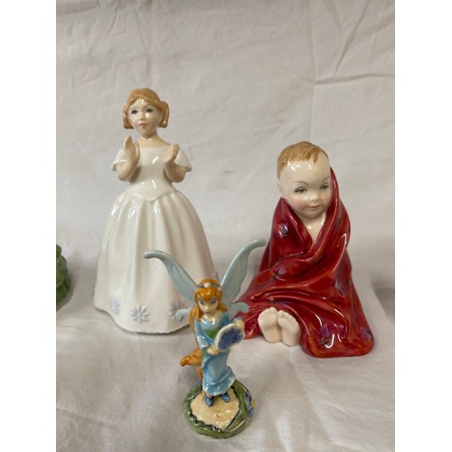 413 - A collection of figurines to include Royal Doulton : Belle HN 2340, Catherine HN 3044 13cm h, Almost... 