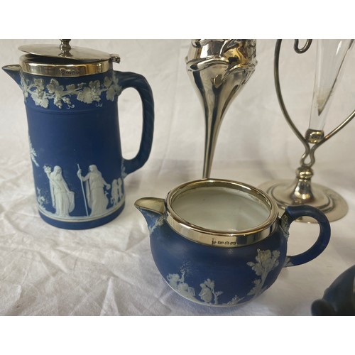 420 - A mixed lot to include: Wedgwood Jasperware teapot, coffee pot, sugar bowl and jug together with an ... 