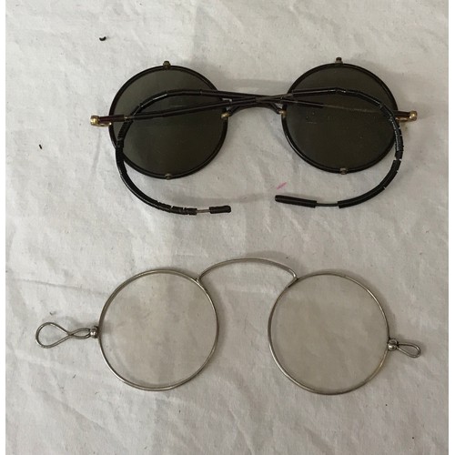 750 - Six pairs of spectacles, four in cases and one pair of pince nez in a case.