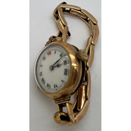 928 - A 9ct gold ladies wristwatch with expanding 9ct bracelet. 24.2gm.