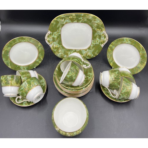 447 - An Aynsley Onyx pattern tea service.