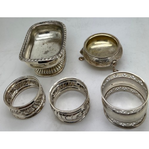 852 - Silver to include Georgian salt, marks rubbed, Victorian salt London 1875 maker RH and 3 napkin ring... 