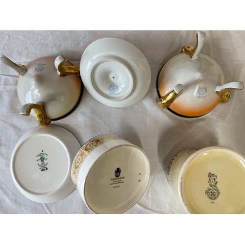 440 - A mixed lot to include a Noritake Egypt scene dressing table set, tray 29cms l, hand ring dish, trin... 