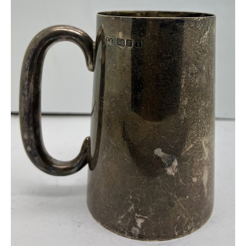 892 - Silver tankard London 1944, maker Charles Kain, 405gm. 12.5cm h.