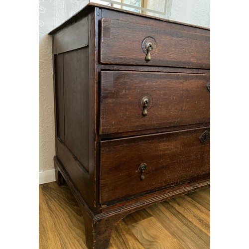 117 - Oak chest of 3 graduated long drawers. Early 19thC/ late 18thC.