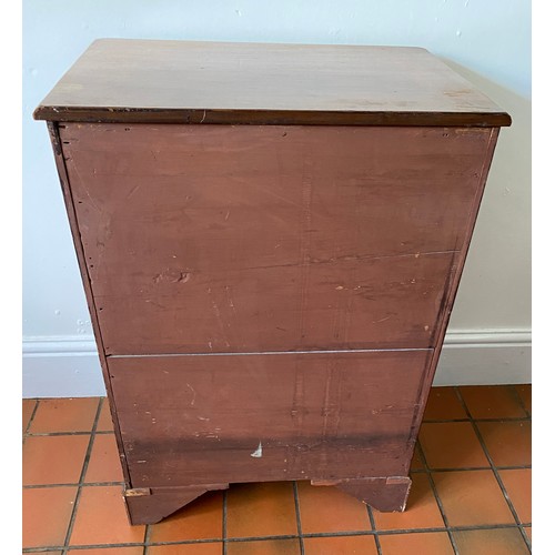 125 - A 20thC four height mahogany chest of drawers on bracket feet and brass handles. 82 h x 57.5 w x 40c... 