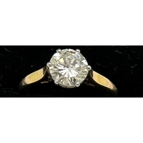 598 - A diamond solitaire approx. .89ct set in 18ct gold and platinum, Size M. Total weight 3.4gm.