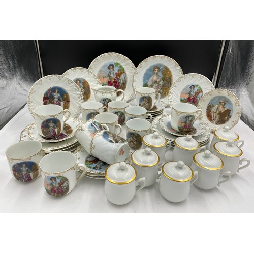 384 - Royal Worcester lidded dessert pots x 8 together with Bavarian part tea service to include plates, s... 