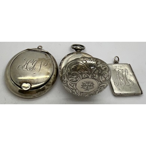 Silver sovereign case stamp holder and compact. Sovereign case