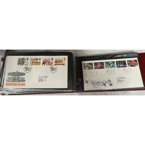 660 - Two albums of first day covers to include Concorde, British Explorers, Horse Racing, London Landmark... 