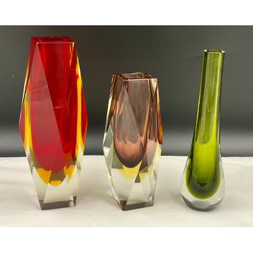 482 - Three pieces of glass, two Murano sommerso vases one 20cm h and one 16cm h, with faceted sides, toge... 