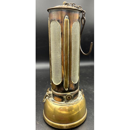 Lot 1209      