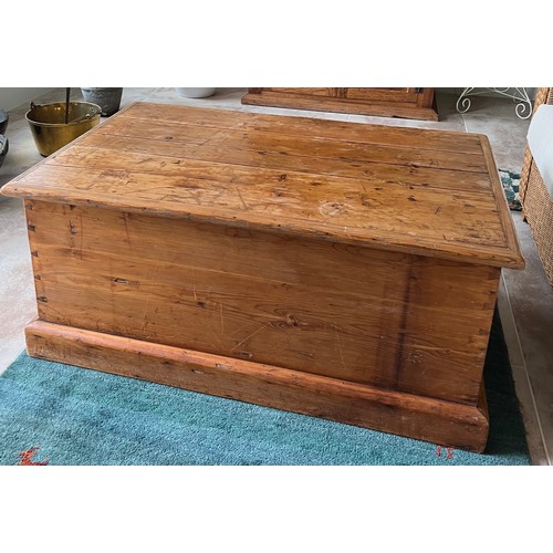 114 - Pine blanket box with metal carrying handles. 104 w x 63 d x 45cm h.