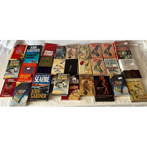 954 - A large collection of James Bond books, some 1st editions to include Flemings, Gardner etc. 28 in to... 