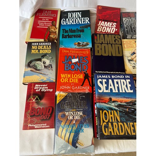 954 - A large collection of James Bond books, some 1st editions to include Flemings, Gardner etc. 28 in to... 