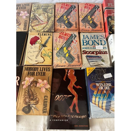 954 - A large collection of James Bond books, some 1st editions to include Flemings, Gardner etc. 28 in to... 