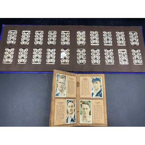 1060 - A large quantity of cigarette cards to include Wills, Player's, famous footballers Carreras, Ogden's... 