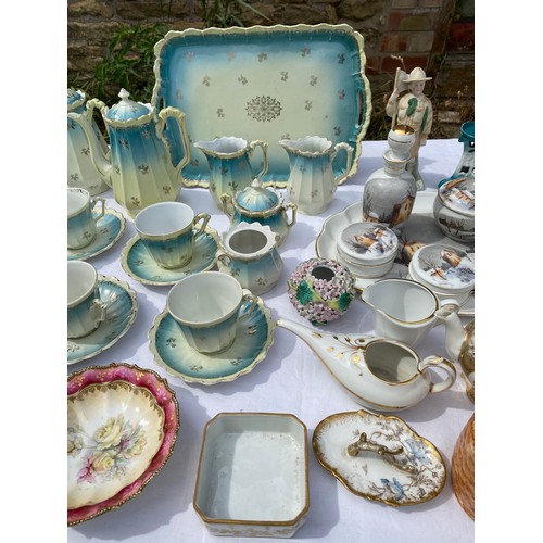 226 - A quantity of mostly continental ceramics to include part coffee service, Limoges, Bavarian, Royal V... 