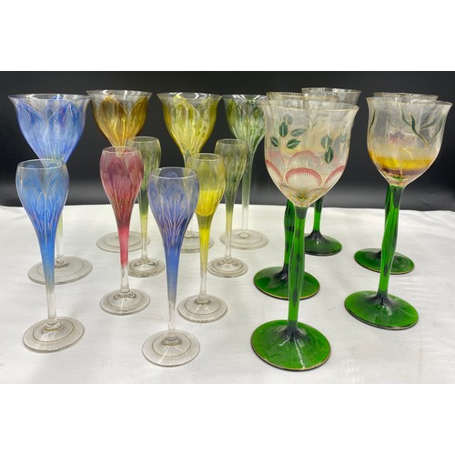 517 - Decorative part set of wine glasses depicting crocus, 4 x 20cm and 6 x 15.5cm, together with 5 other... 