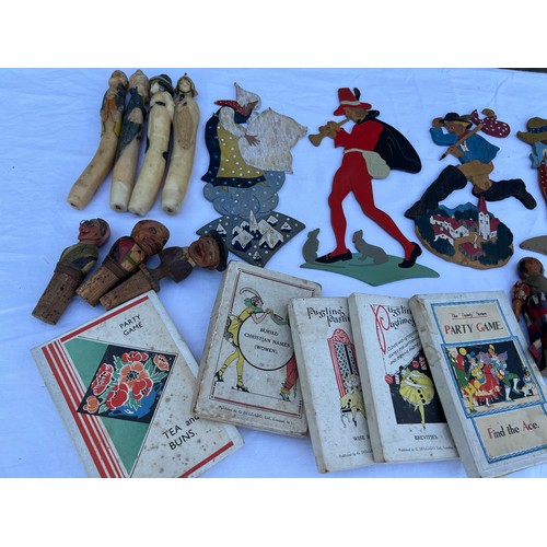 986 - Games and dolls to include the Dainty Series, party games, puzzles etc, wooden character cut outs of... 