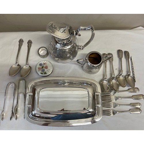 780 - A quantity of late 19thC/ early 20thC silver plated items to include tureen, cutlery, compact, sugar... 