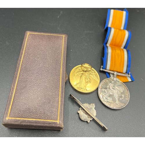 1014 - WWI service medals Pte. F.H. Ward W.York.R. 43155 together with Royal Engineers enamel pin and Hull ... 