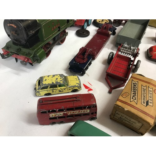 840 - A collection of diecast metal vehicles to include Dinky Vanwall, Dinky Speed of the Wind, Corgi Chip... 