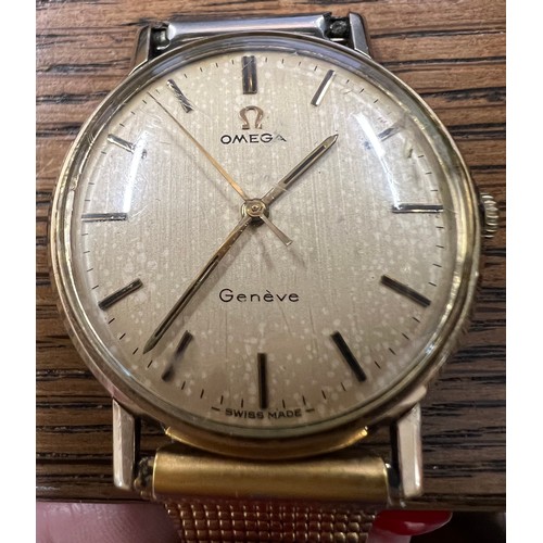 972 - A 1970 nine carat gold cased gentleman’s Omega  wristwatch on stainless steel strap. This is complet... 