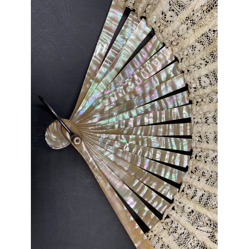 917 - Ornate lace mother of pearl fan together with three scarves, to include two silk, one cream silk 68 ... 