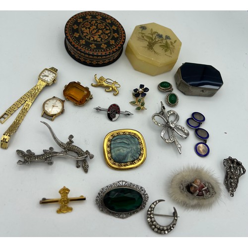 472 - A quantity of costume jewellery and boxes to include Rotary and Tissot ladies' wristwatches, crescen... 