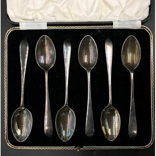 786 - Six silver coffee spoons Sheffield 1926 maker C.W.F. together with silver egg cup and spoon, Birming... 