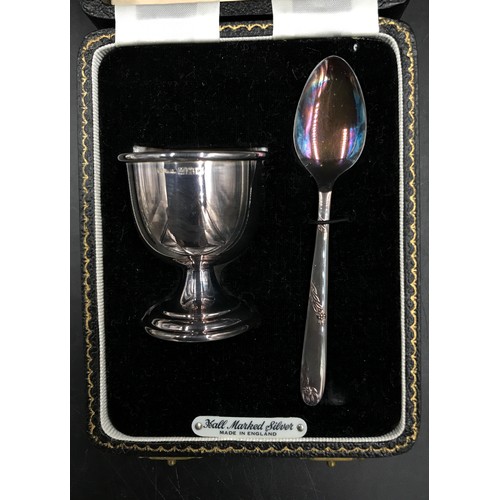 786 - Six silver coffee spoons Sheffield 1926 maker C.W.F. together with silver egg cup and spoon, Birming... 