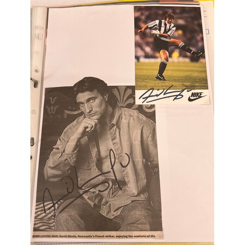 1228 - A large collection of football autographs to include Alex Ferguson, Bryan Robson, Ryan Giggs, Roy Ke... 