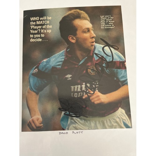 1228 - A large collection of football autographs to include Alex Ferguson, Bryan Robson, Ryan Giggs, Roy Ke... 