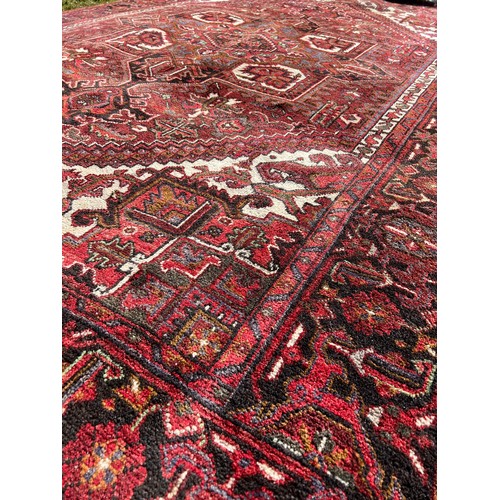 1217 - A good quality thick Kasham style rug. 300 x 200cm approx.