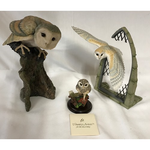 1013 - Collection of three Owl models to include Border Fine Art Finesse - Barn Owl and Gothic window, 1988... 