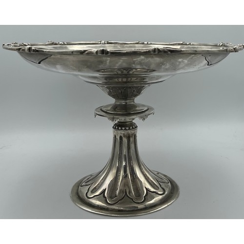 762 - Silver tazza London 1920, maker Alfred James How.  Weight 1228gm. Diameter 30cm. Height 19.5cm. 'Fra... 