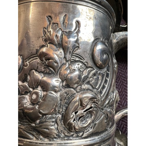 763 - Silver tankard London 1724, maker W?. Weight 504gm.