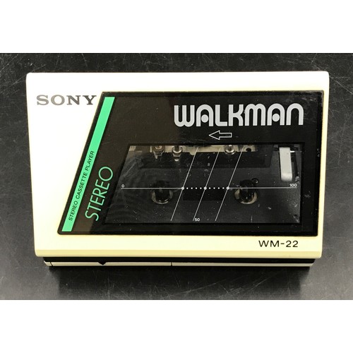 1159 - Vintage Sony Walkman WM-22.