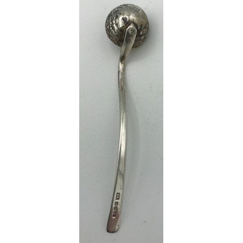 752 - A silver oyster shaped salt, London 1998 maker indistinct together with a silver salt spoon maker GL... 