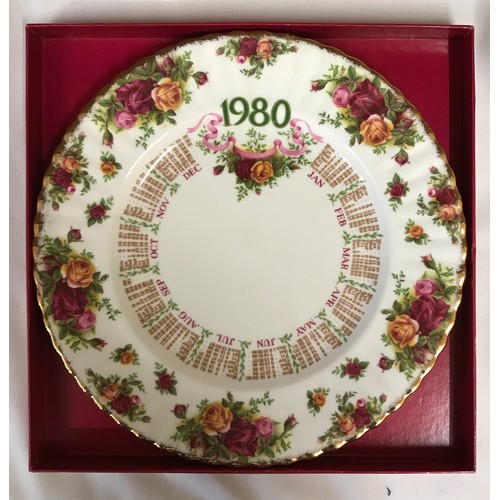 275 - A large collection of Royal Albert Bone China Old Country Rose Part Tea and Dinner Service to includ... 