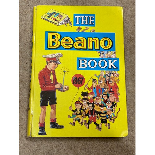 1034 - Books. The Beano Book. 1953; 1954 (2 copies); 1956; 1957 (lacking spine); 1959 (3 copies, 1 lacking ... 